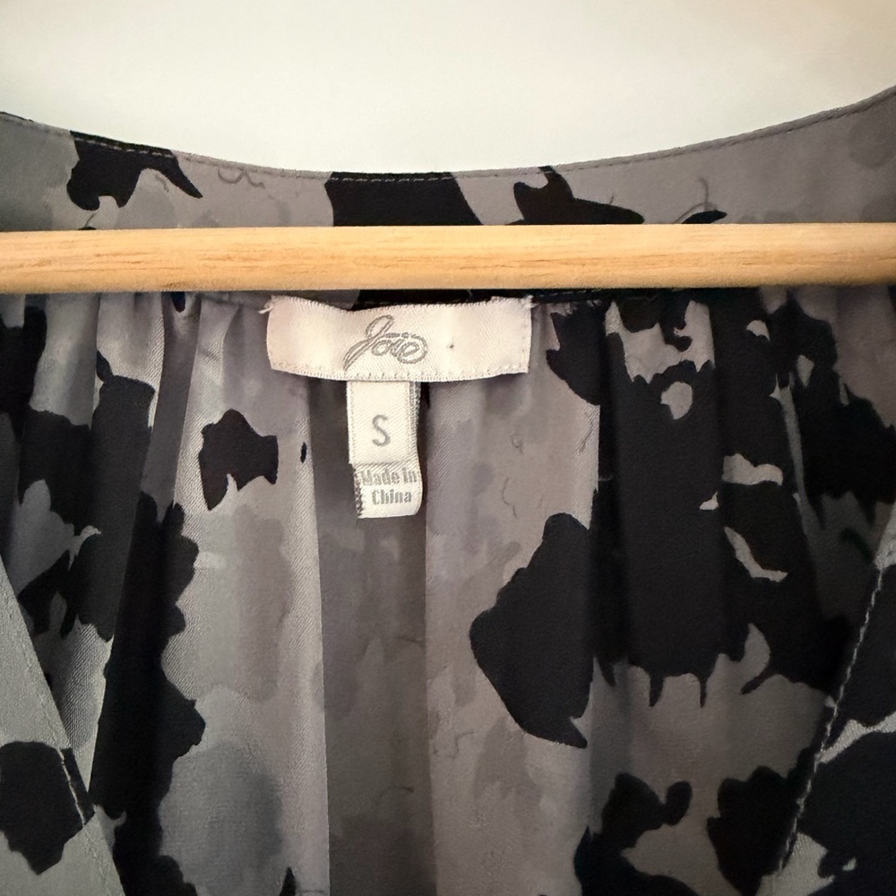 Joie Black and Gray Silk Blouse - Picture 2 of 5